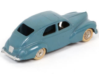 Lot 271 - DINKY TOYS (FRANCE) (1)
