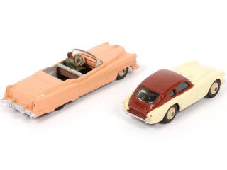 Lot 251 - DINKY TOYS (GB) (2)