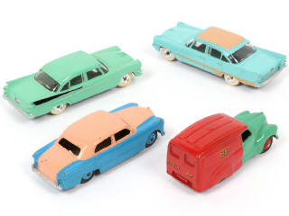 Lot 265 - DINKY TOYS (GB) (4)