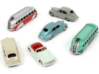 Lot 299 - DINKY TOYS (FRANCE) (6)