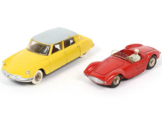 Lot 277 - DINKY TOYS (FRANCE) (2)