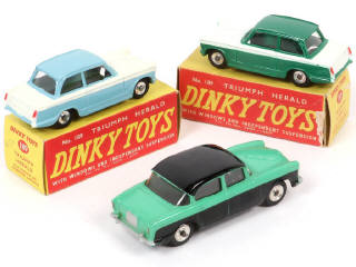 Lot 257 - DINKY TOYS (GB) (3)