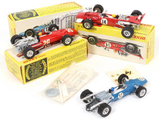 Lot 291 - DINKY TOYS (FRANCE) (3)