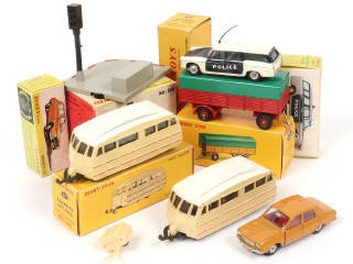 Lot 300 - DINKY TOYS (FRANCE) (7)