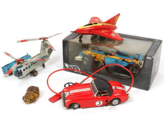 Lot 43 - DIVERS (5)