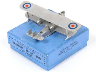 Lot 242 - DINKY TOYS (GB) (1)