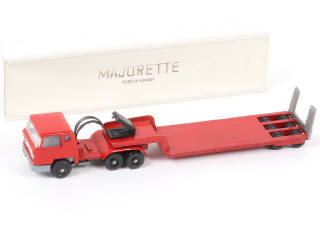 Lot 126 - MAJORETTE (FRANCE) (1)