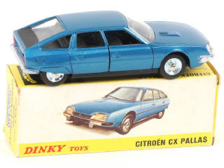 Lot 317 - DINKY TOYS (FRANCE) (1)