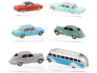 Lot 323 - DINKY TOYS (FRANCE) (6)
