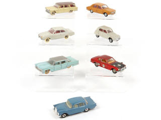 Lot 344 - DINKY TOYS (7)
