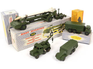 Lot 273 - DINKY TOYS (GB) (4)