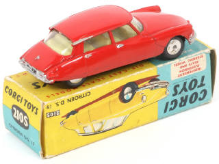 Lot 107 - CORGI TOYS (GB) (1)