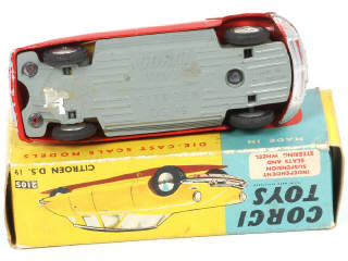 Lot 107 - CORGI TOYS (GB) (1)