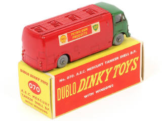 Lot 240 - DINKY TOYS (GB) (1)