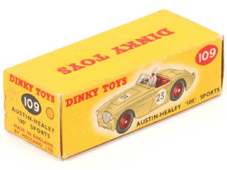 Lot 231 - DINKY TOYS (GB) (1)