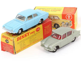 Lot 258 - DINKY TOYS (GB) (2)