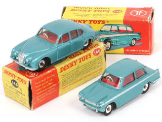 Lot 259 - DINKY TOYS (GB) (2)