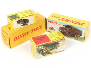 Lot 300 - DINKY TOYS (FRANCE) (4)
