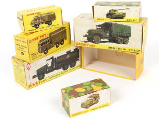 Lot 312 - DINKY TOYS (FRANCE) (7)