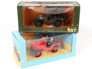 Lot 23 - UT MODELS (CHINE) (2)