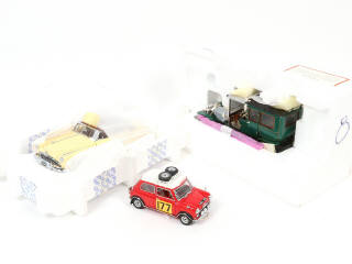 Lot 31 - FRANKLIN MINT (USA) (3)
