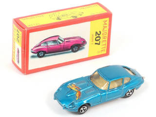 Lot 136 - MAJORETTE (FRANCE) (1)