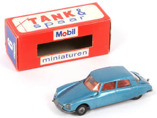 Lot 138 - MAJORETTE (FRANCE) (1)