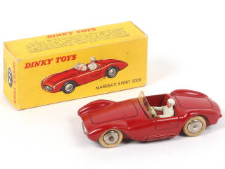 Lot 296 - DINKY TOYS (FRANCE) (1)