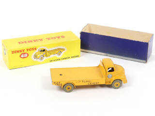 Lot 326 - DINKY TOYS (GB) (1)