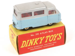 Lot 322 - DINKY TOYS (GB) (1)