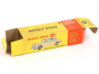 Lot 317 - DINKY TOYS (GB) (1)