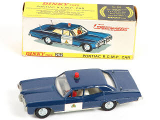 Lot 314 - DINKY TOYS (GB) (1)