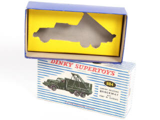 Lot 351 - DINKY TOYS (FRANCE) (1)