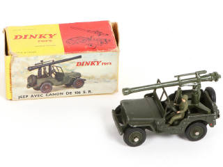 Lot 362 - DINKY TOYS (FRANCE) (4)