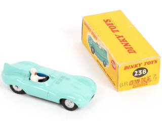 Lot 333 - DINKY TOYS (GB) (3)