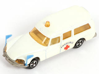 Lot 225 - MAJORETTE (FRANCE) (1)