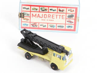 Lot 267 - MAJORETTE (FRANCE) (5)