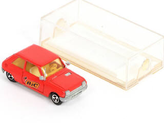 Lot 250 - MAJORETTE (FRANCE) (2)