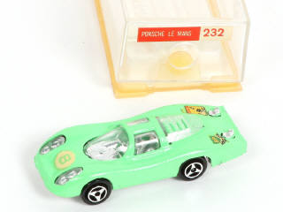 Lot 262 - MAJORETTE (FRANCE) (3)