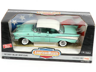 Lot 26 - ERTL (USA) (4)