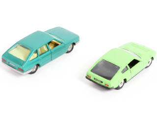 Lot 356 - DINKY TOYS (FRANCE) (2)