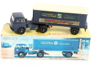 Lot 348 - DINKY TOYS (FRANCE) (1)