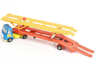 Lot 327 - DINKY TOYS (GB) (1)