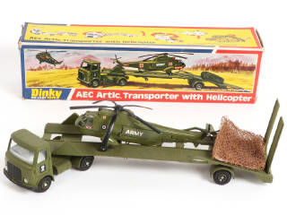 Lot 324 - DINKY TOYS (GB) (1)