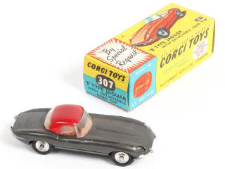 Lot 151 - CORGI TOYS (GB) (1)