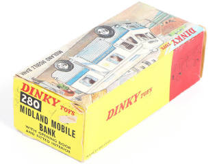 Lot 316 - DINKY TOYS (GB) (1)
