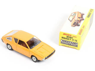 Lot 358 - DINKY TOYS (FRANCE) (2)