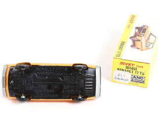 Lot 358 - DINKY TOYS (FRANCE) (2)
