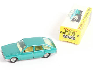 Lot 354 - DINKY TOYS (FRANCE) (2)