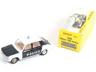 Lot 357 - DINKY TOYS (FRANCE) (2)